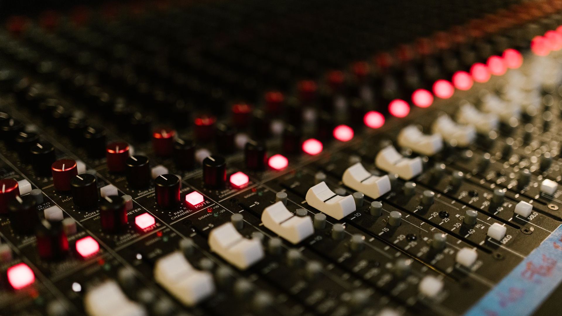 Help Needed in the Tech Booth